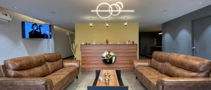 behind the scenes unisex salonspa tattoo studio air by pass road