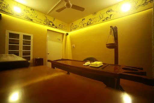 Dr.SEEMA’S AYURVEDIC WELLNESS CENTER