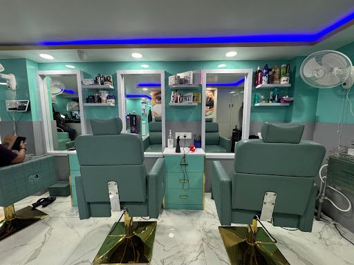 The Cutting King Unisex Salon & Spa in Patna The Cutting King Unisex Salon & Spa in Patna