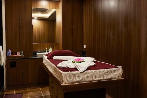 Moksha Spa - MP Nagar Bhopal