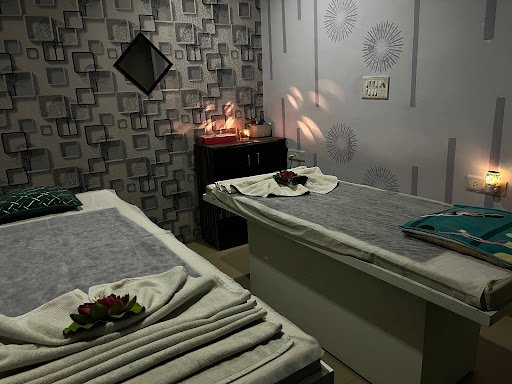 Nickaahh Unisex Salon & Spa Nickaahh Unisex Salon & Spa