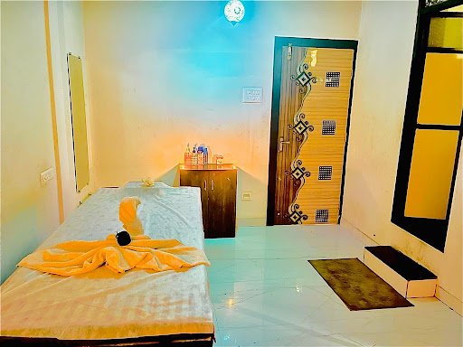 Sunrise wellness spa