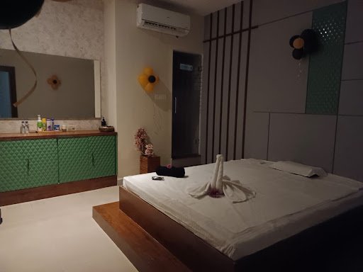 Euphoria Wellness Lounge | Spa