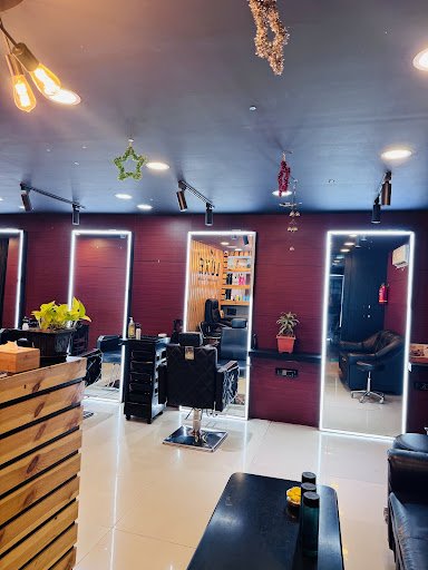Luxe Signature Salon madurai