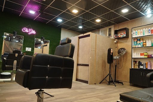The Glitz unisex salon The Glitz unisex salon