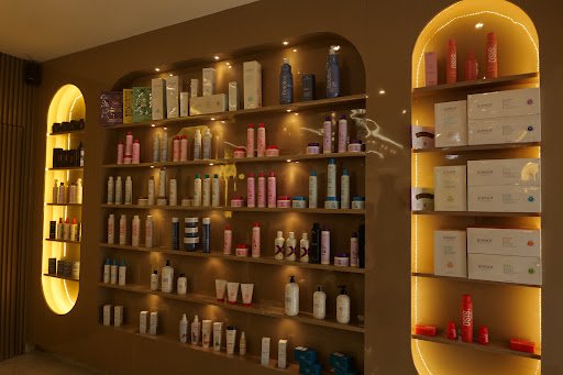 Femina Flaunt Studio Salon | Varanasi