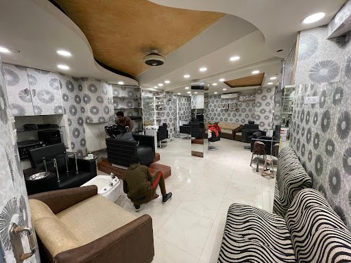 MakeOver Salon | Best Salon in Srinagar | Unisex Salon in srinagar |
