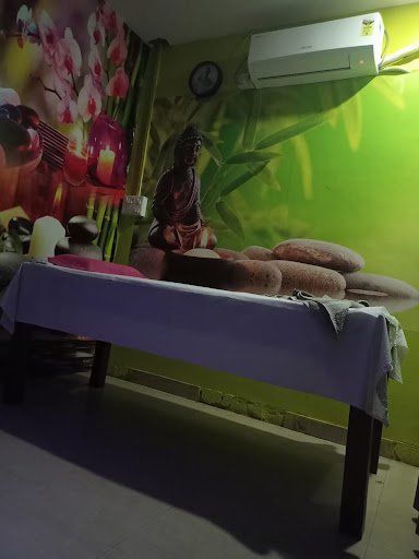 Thai spa & unisex salon