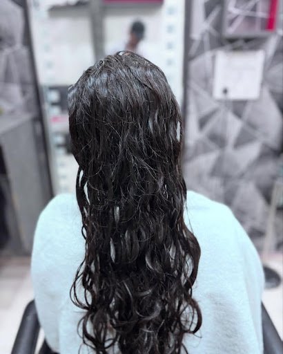 Scissors & comb Scissors & comb