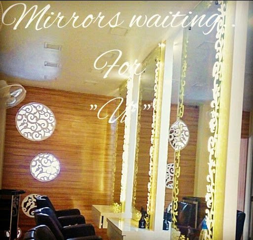 Shahnaz Husain Signature Salon & Beauty Academy Gwalior Best Makeup artist in Gwalior & Best Beauty Academy in Gwalior