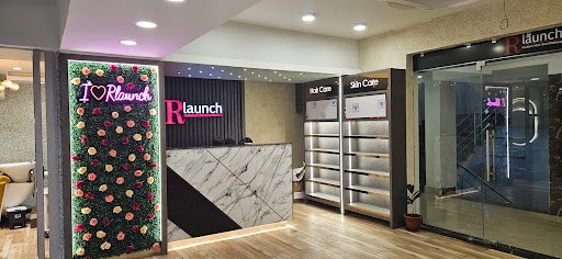 R LAUNCH SALON | Unisex In Dhanbad