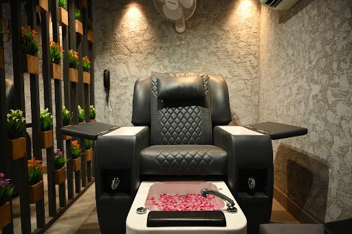 Ns4 Salon Centre Point H.O