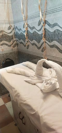 THE URBAN CLUB SALON