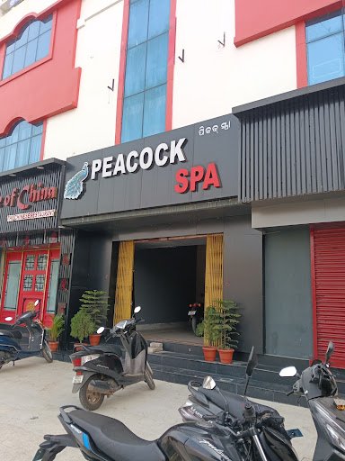 PEACOCK SPA