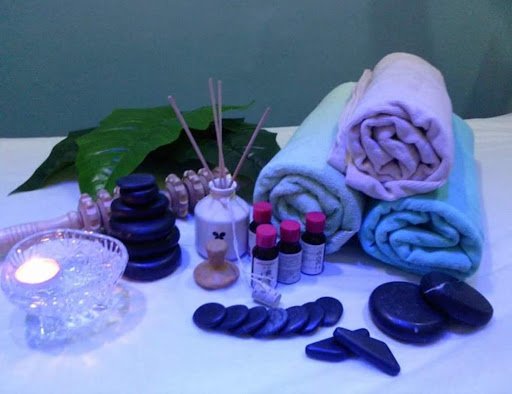 Laavanya Salon and Spa(Ladies Only) Laavanya Salon and Spa(Ladies Only)