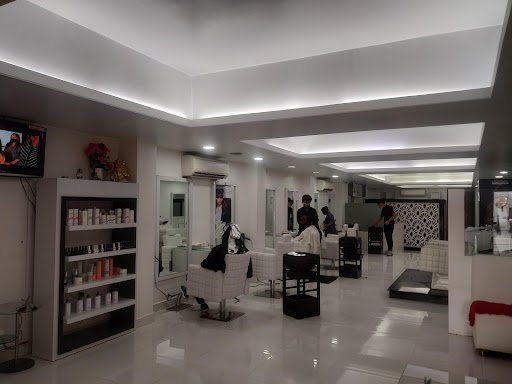 Kutzz The Salon & Academy