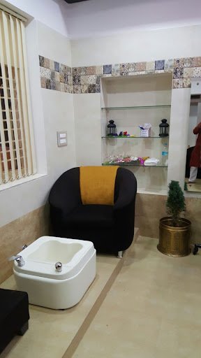 Cloud Nine Beauty Studio And Spa