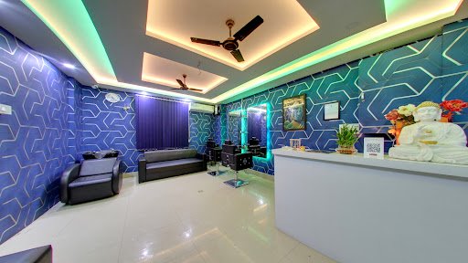 Aura Spa & Salon
