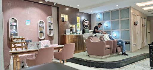 NEELDAVID'S SIGNATURE SALON