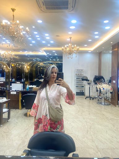 HAIR MASTERS LUXURY SALON