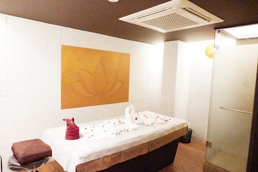 Beauty World Spa & Parlour