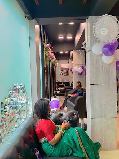 Naturals Salon