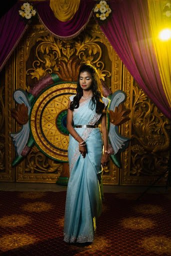 Spark Makeup Studio Spark Makeup Studio