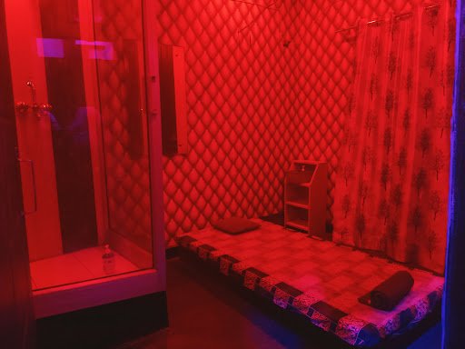 D 10 SPA - Best Massage Spa In Dehradun