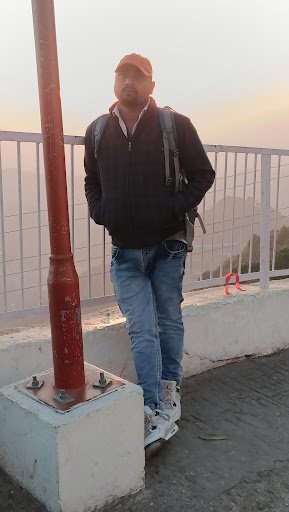 Gotam Hear Cutting Solon