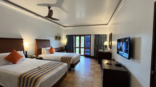 The Zuri Kumarakom, Kerala Resort & Spa