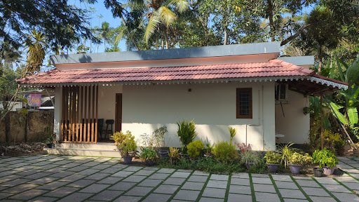 Lekshmeeka Bridal makeover studio & Beauty salon