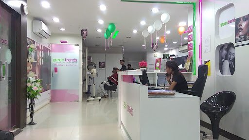 Green Trends Unisex Salon, Maguntha Layout, Nellore