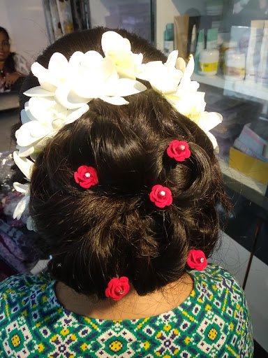 Saajni Ladies Beauty Spa Saajni Ladies Beauty Spa