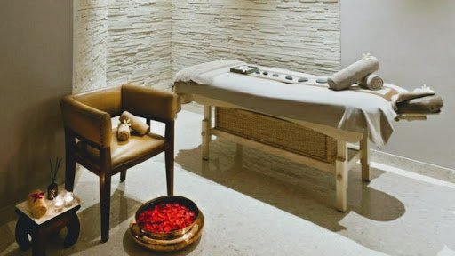 Shine wellness spa & massage parlour in GORAKHPUR