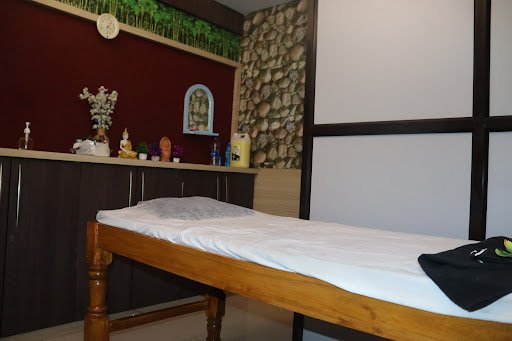 Lotus Unisex Spa & Salon