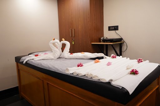 White Pearl Unisex Salon & Spa