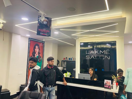 Lakme Salon For Him and Her in Bhaisasur Chowk,Bihar Sharif