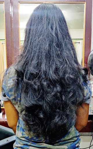 Mahi Professional Beauty Parlour and Makeup artist only for ladies