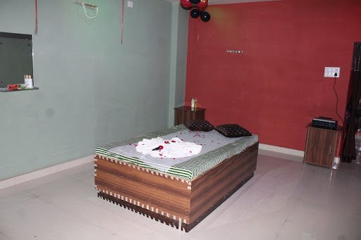 𝗚𝗟𝗢𝗕𝗔𝗟 𝗦𝗣𝗔 & 𝗦𝗔𝗟𝗢𝗡 𝗣𝘃𝘁. 𝗟𝘁𝗱. - Best Spa in Jhansi/Massage Centre/Body Spa in Jhansi