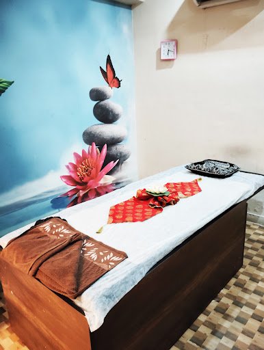 Dreams Wellness Family Spa - Massage Centre/Thai Spa/Body Massage Family/Best Spa in Jamnagar