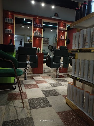 Phoenix Professional Family Salon And Academy