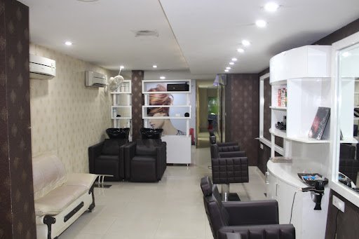 Renu Singla Makeover Renu Singla Makeover