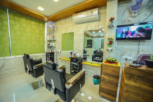 Infinity Mens And Women Beauty salon And Spa
