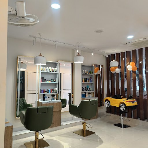 VLCC Skincare, Beauty & Makeup Salon - (Vishwanath Nagar, Begusarai)