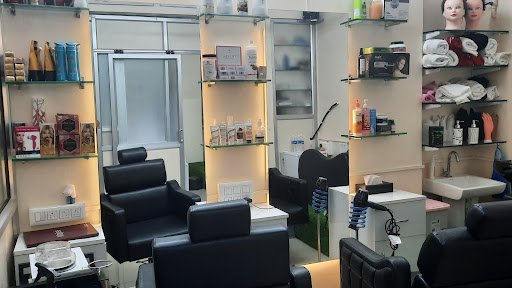 The House of beauty salon