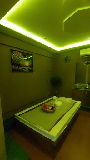 Flora Spa - Best Massage Spa In Grant Road