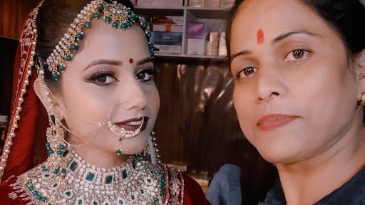 Monalisa Professional Salon