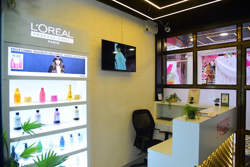 Habibs Hair & Beauty Salon - Latur