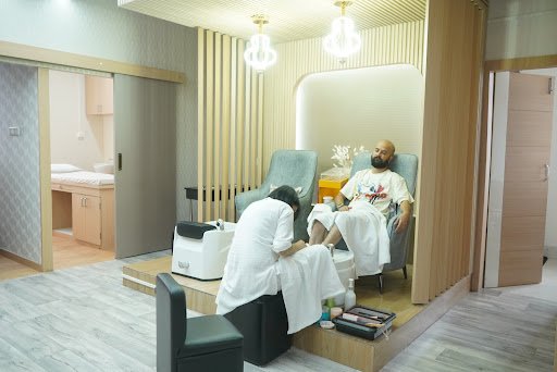 SPINZIS Unisex Salon And Spa Laitumkhrah SPINZIS Unisex Salon And Spa Laitumkhrah