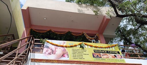 V moon light massage center V moon light massage center